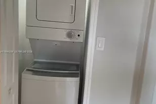 1663 SE 29th St, Homestead, FL 33035 - Photo 13