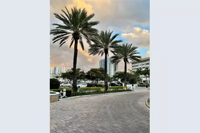 [Address not provided], Hallandale Beach, FL 33009 - Photo 3