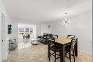 9540 Sunrise Lakes Blvd, Sunrise, FL 33322 - Photo 7