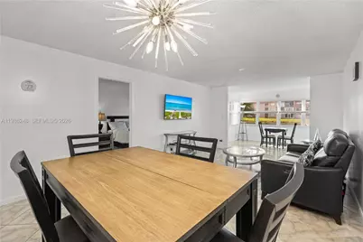 9540 Sunrise Lakes Blvd #103, Sunrise, FL 33322 - Photo 5