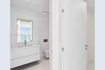 300 Biscayne Boulevard Way #3805W, Miami, FL 33131 - Photo 19