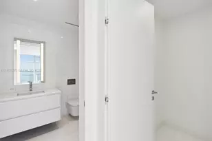 300 Biscayne Blvd Way, Miami, FL 33131 - Photo 19