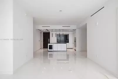 300 Biscayne Boulevard Way #3805W, Miami, FL 33131 - Photo 9