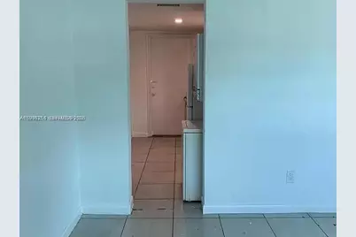 1277 NW 58th St, Miami, FL 33142 - Photo 5