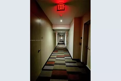 151 SE 1st St #801, Miami, FL 33131 - Photo 15