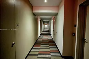 151 SE 1st St, Miami, FL 33131 - Photo 15