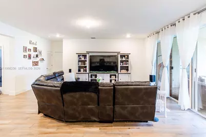 29265 SW 179th Ave, Homestead, FL 33030 - Photo 11