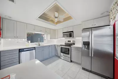 2130 Elm St #401, Clearwater, FL 34698 - Photo 3