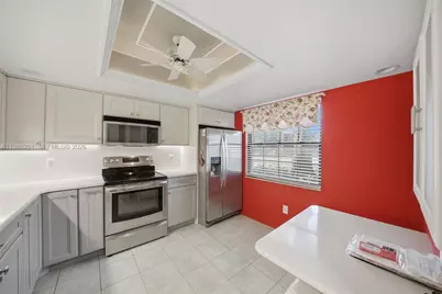 2130 Elm St #401, Clearwater, FL 34698 - Photo 5