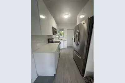 1812 NW 64th St, Miami, FL 33147 - Photo 51