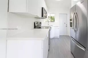 1812 NW 64th St, Miami, FL 33147 - Photo 35
