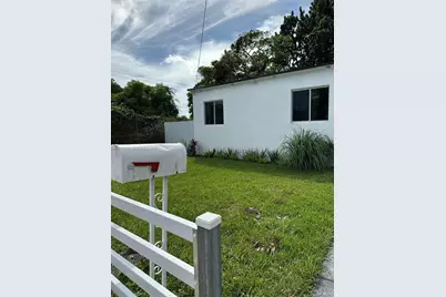 1812 NW 64th St, Miami, FL 33147 - Photo 63