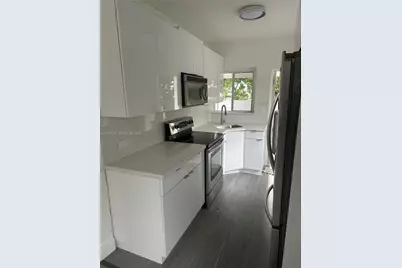 1812 NW 64th St, Miami, FL 33147 - Photo 59