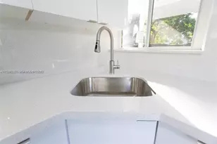 1812 NW 64th St, Miami, FL 33147 - Photo 41