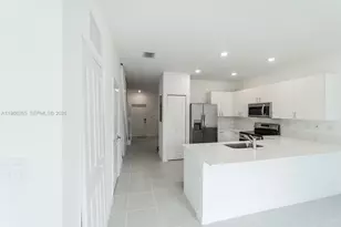 2620 SE 28th Dr, Homestead, FL 33035 - Photo 11