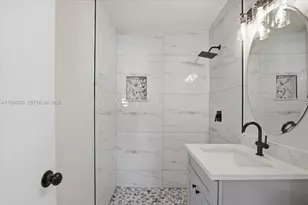 1400 NE 43rd Ct, Pompano Beach, FL 33064 - Photo 23