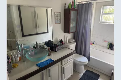 8215 Lake Dr #201, Doral, FL 33166 - Photo 13