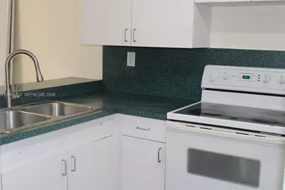 2295 W 53rd Pl #201, Hialeah, FL 33016 - Photo 5