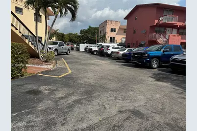 2295 W 53rd Pl #201, Hialeah, FL 33016 - Photo 7