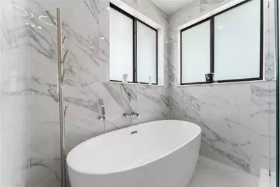 [Address not provided], Miami Lakes, FL 33016 - Photo 19