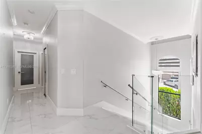 [Address not provided], Miami Lakes, FL 33016 - Photo 5