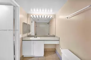 4195 N Haverhill Rd, West Palm Beach, FL 33417 - Photo 17