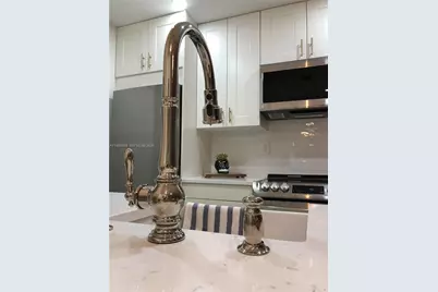 900 NE 18th Ave #206, Fort Lauderdale, FL 33304 - Photo 1