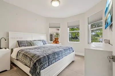 11280 NW 77th Ter, Doral, FL 33178 - Photo 33