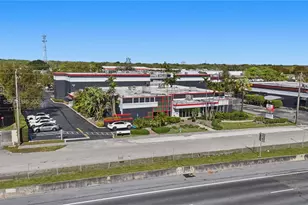 2950 N 28th Terrace, Hollywood, FL 33020 - Photo 1