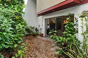 2991 Lakewood Ln, Hollywood, FL 33021 - Photo 15