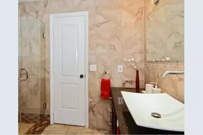 2991 Lakewood Ln #329, Hollywood, FL 33021 - Photo 9