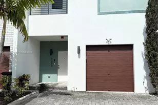 4393 NW 9th St., Plantation, FL 33317 - Photo 1