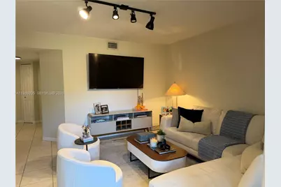 882 NW 92nd Ave #882, Plantation, FL 33324 - Photo 15