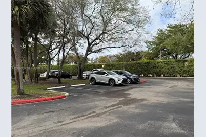 882 NW 92nd Ave #882, Plantation, FL 33324 - Photo 7