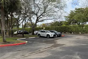 882 NW 92nd Ave, Plantation, FL 33324 - Photo 7