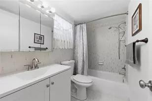 1201 Hillcrest Ct, Hollywood, FL 33021 - Photo 23