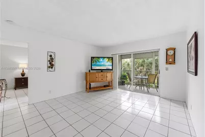 1201 Hillcrest Ct #209, Hollywood, FL 33021 - Photo 17