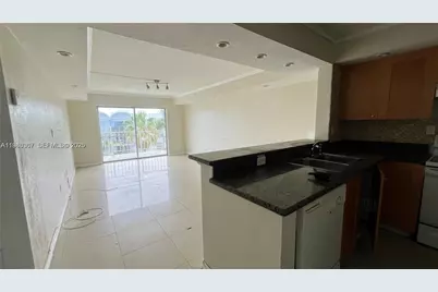 486 NW 165th St Rd #B-606, Miami, FL 33169 - Photo 3