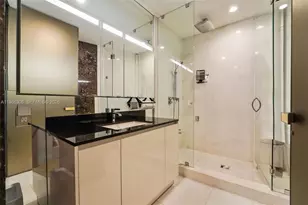 18555 Collins Ave, Sunny Isles Beach, FL 33160 - Photo 15