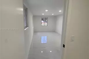 1965 Breezy Ln, West Palm Beach, FL 33417 - Photo 5