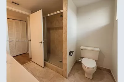 511 Ives Dairy Rd #301-6, Miami, FL 33179 - Photo 19