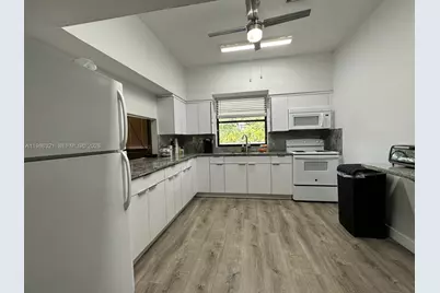 511 Ives Dairy Rd #301-6, Miami, FL 33179 - Photo 65