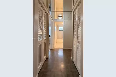 511 Ives Dairy Rd #301-6, Miami, FL 33179 - Photo 13