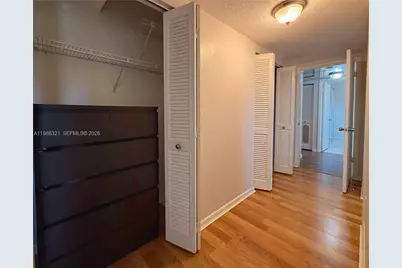 511 Ives Dairy Rd #301-6, Miami, FL 33179 - Photo 21