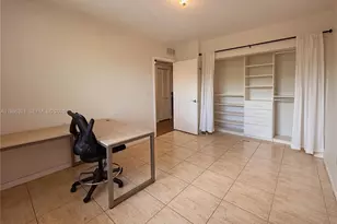 511 Ives Dairy Rd, Miami, FL 33179 - Photo 15