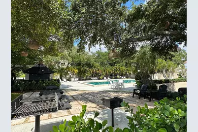 511 Ives Dairy Rd #301-6, Miami, FL 33179 - Photo 53