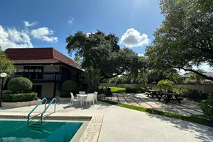 511 Ives Dairy Rd, Miami, FL 33179 - Photo 51