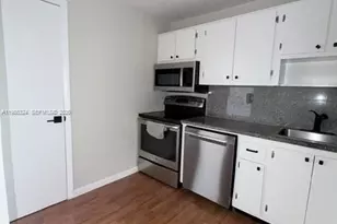 2640 NE 135th St, North Miami, FL 33181 - Photo 5