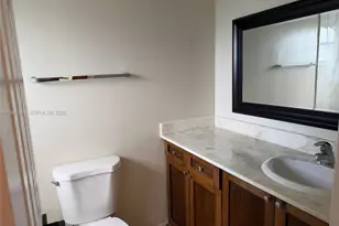 2640 NE 135th St, North Miami, FL 33181 - Photo 7