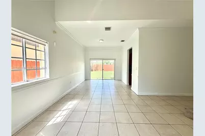 20336 SW 87th Pl, Cutler Bay, FL 33189 - Photo 11